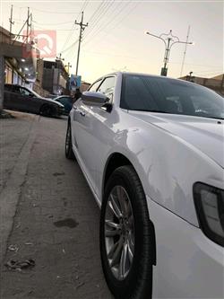 کرایسلەر 300